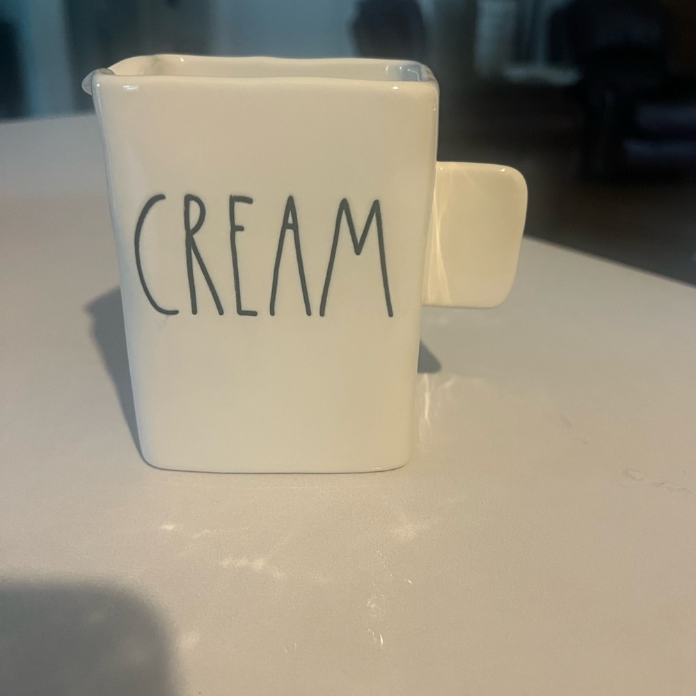 White Ceramic Cream Rae Dunn
